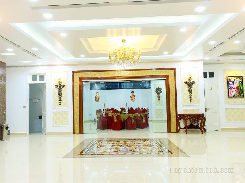 Khách sạn Royal Halong - Hon Gai