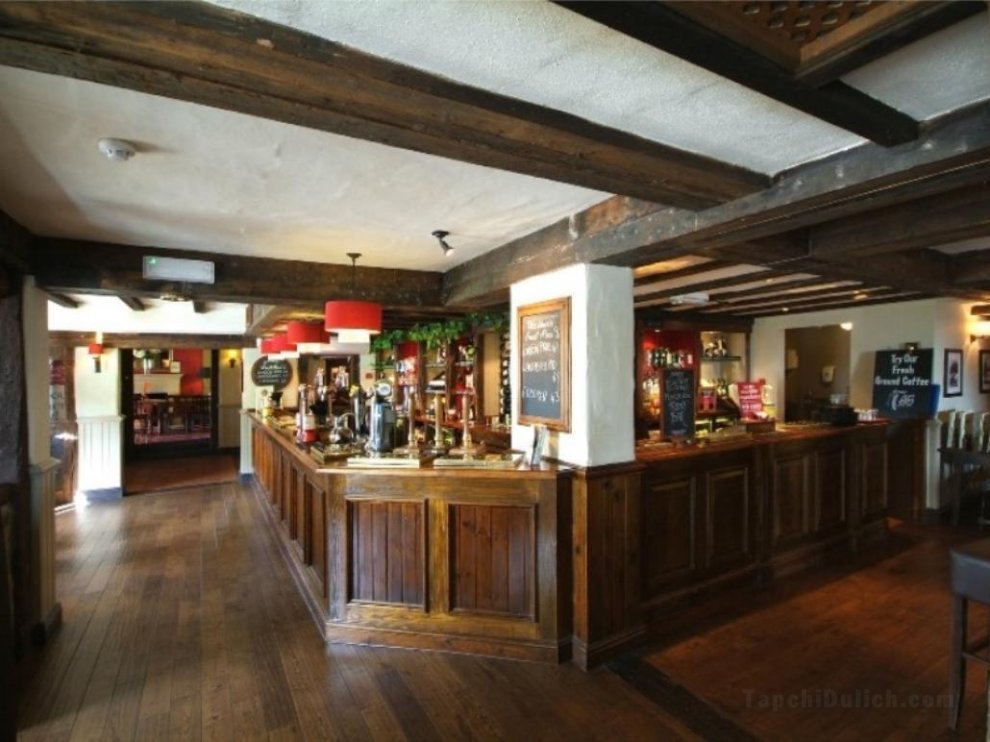 The Berkshire Arms by Good Night Inns