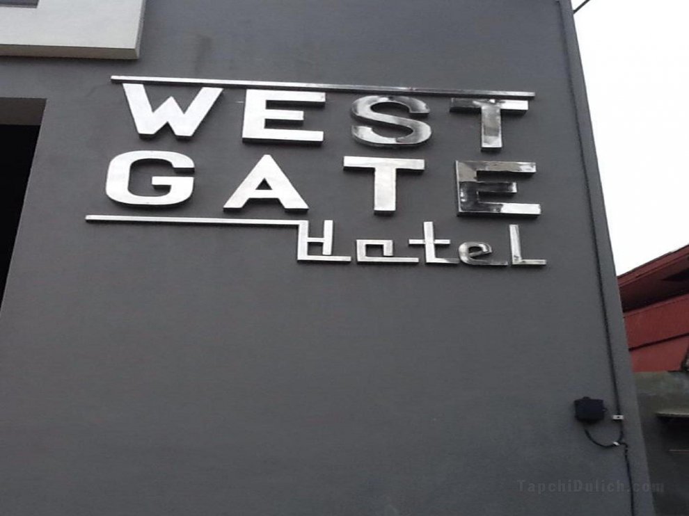 Khách sạn West Gate