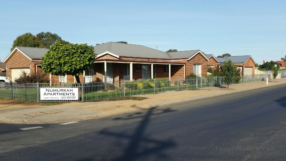 Numurkah Self Contained Apartments -The Meiklejohn