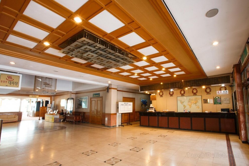 Khách sạn Yakam Tourist Hongyumchon