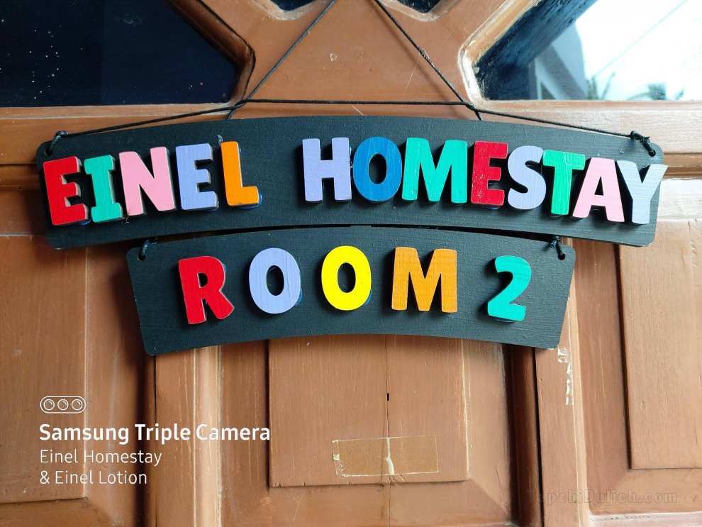 Einel Homestay (Room 2)
