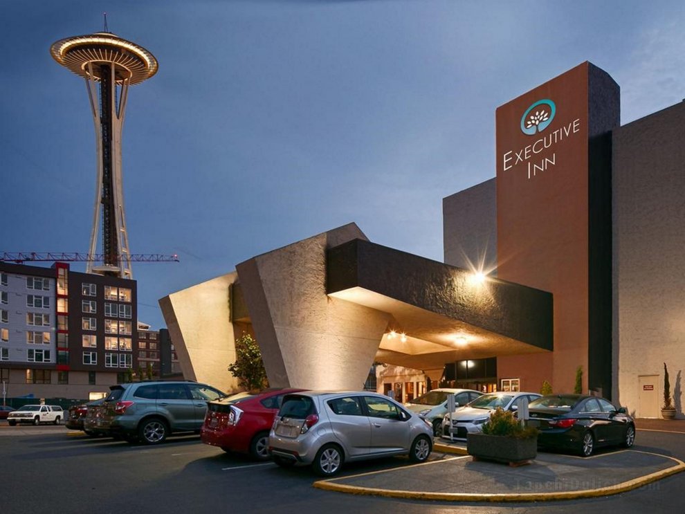 Executive Inn by the Space Needle