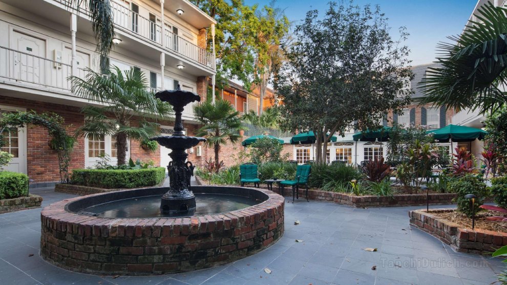 Khách sạn Best Western Plus French Quarter Courtyard