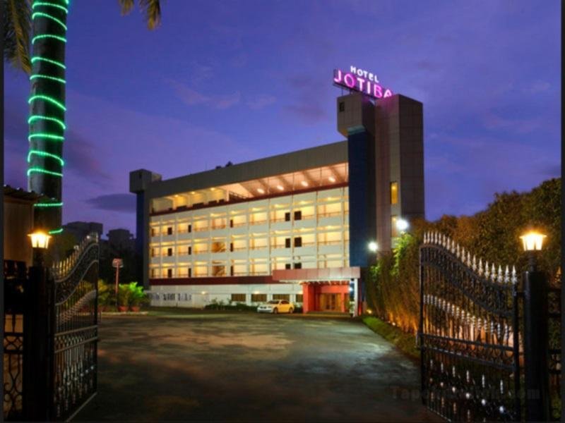 Khách sạn Jotiba