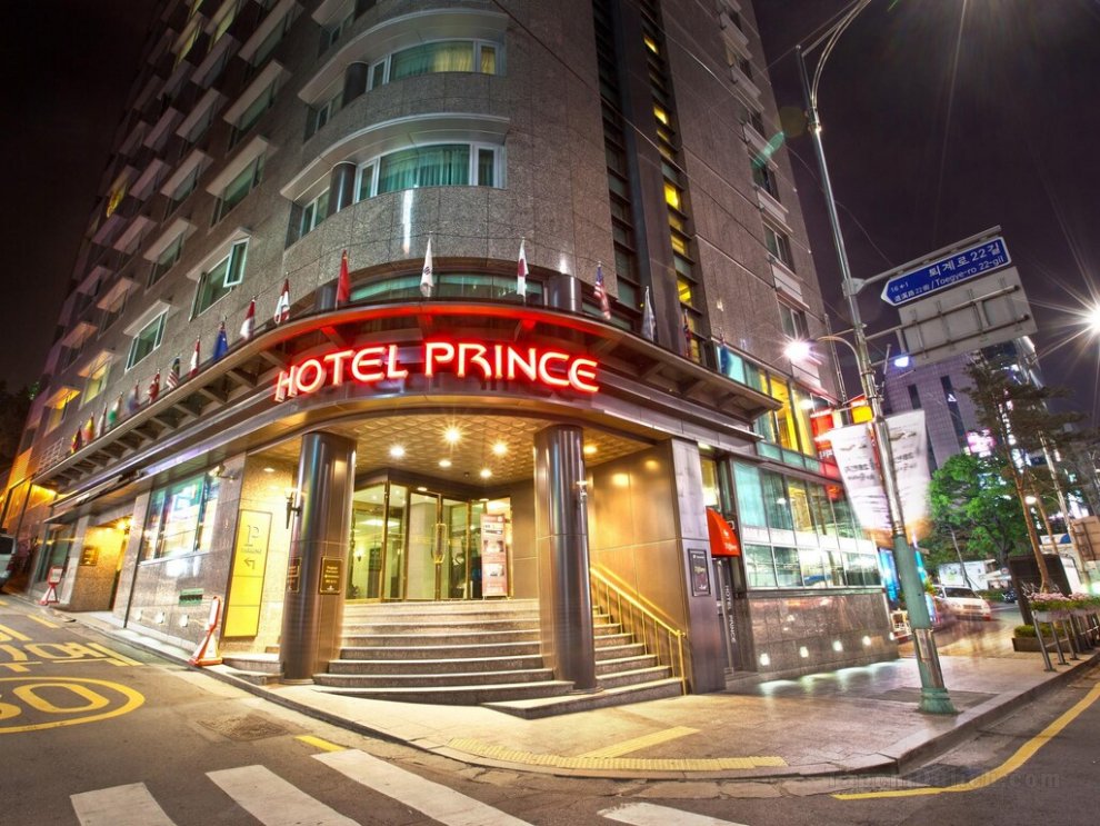 Khách sạn Prince Myeongdong