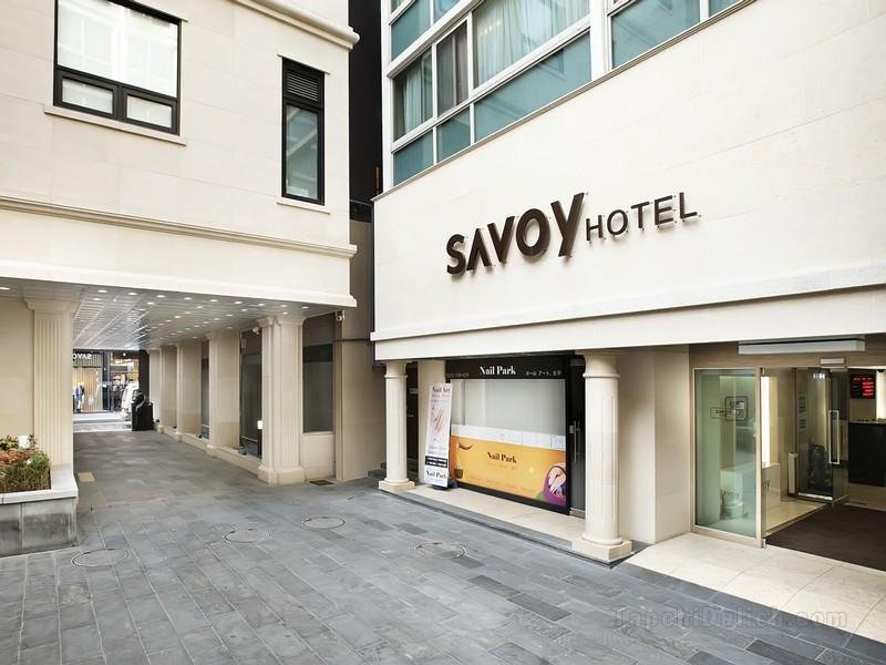 Khách sạn Savoy