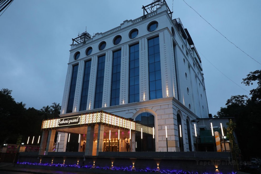 Khách sạn Quality Inn Sabari