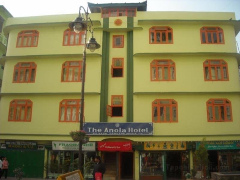 Khách sạn The Anola