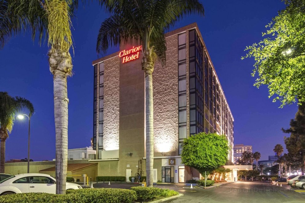 Khách sạn Clarion Anaheim Resort