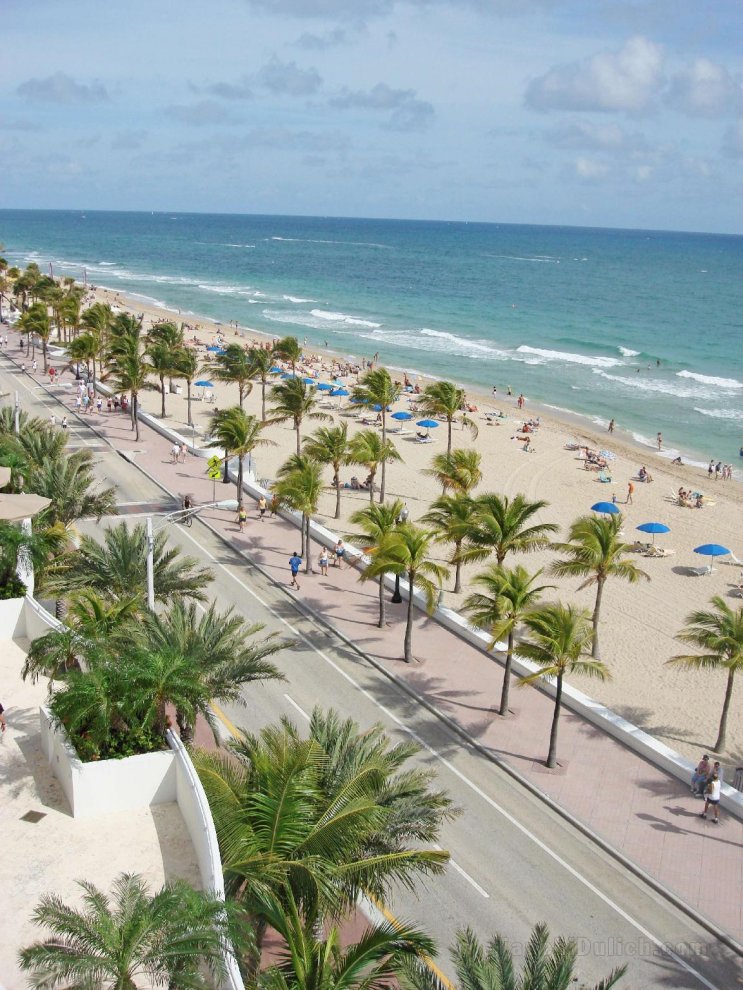 Khách sạn Bahia Mar Fort Lauderdale Beach a DoubleTree by Hilton