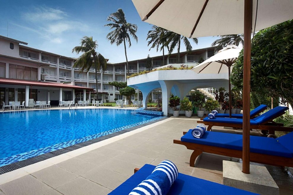 Khách sạn Berjaya Colombo