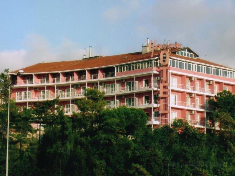 Khách sạn Harem
