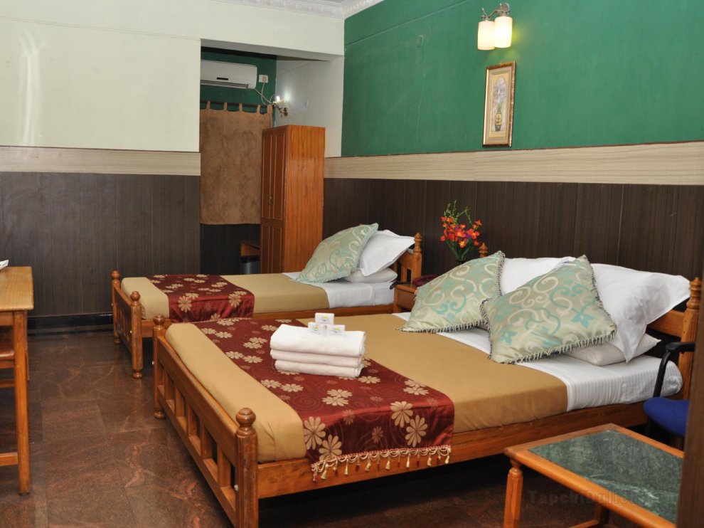 Khách sạn Nala Residency