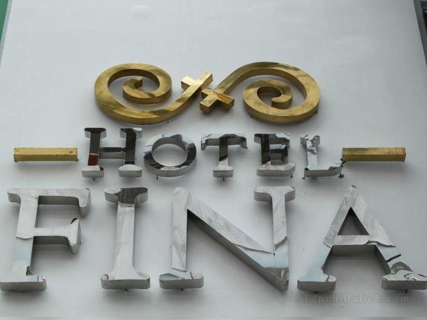 Khách sạn Fina
