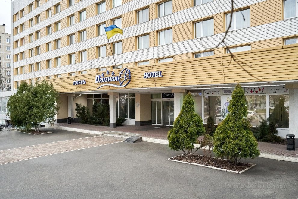 Khách sạn Druzhba