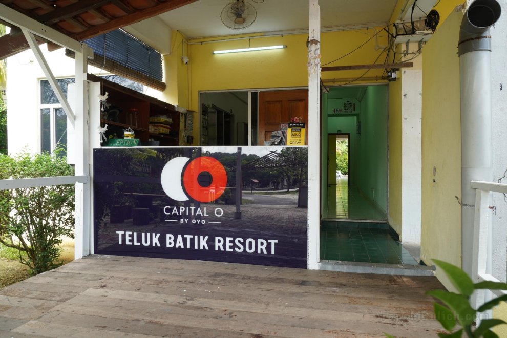 Capital O 89484 Teluk Batik Resort