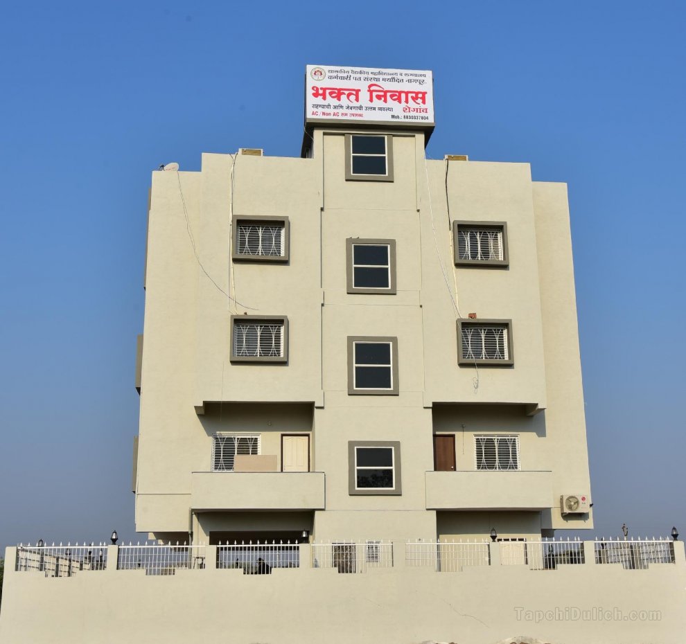 Khách sạn Bhakt Niwas Shegaon