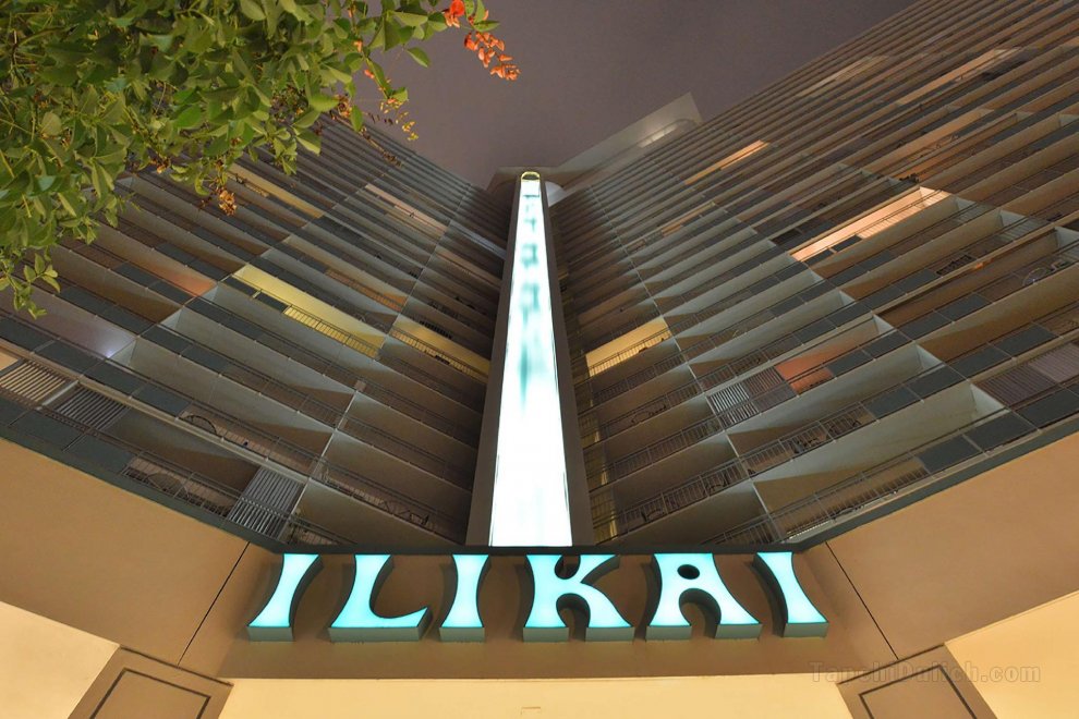 Khách sạn Ilikai and Luxury Suites