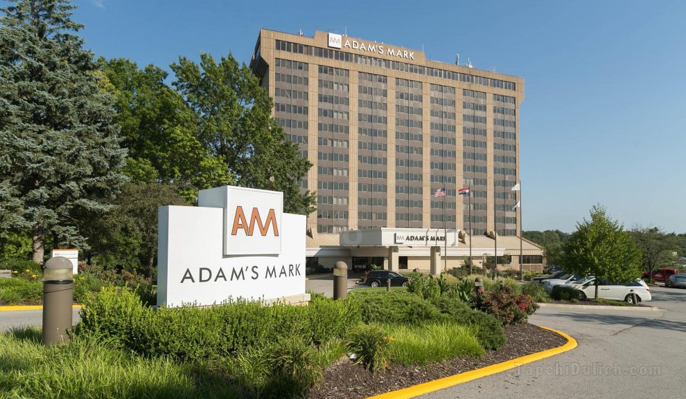 Khách sạn Adam's Mark & Conference Center