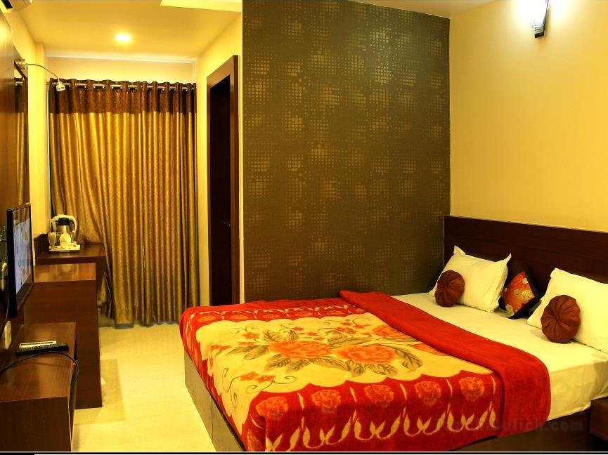 Khách sạn Shri Khedapati International