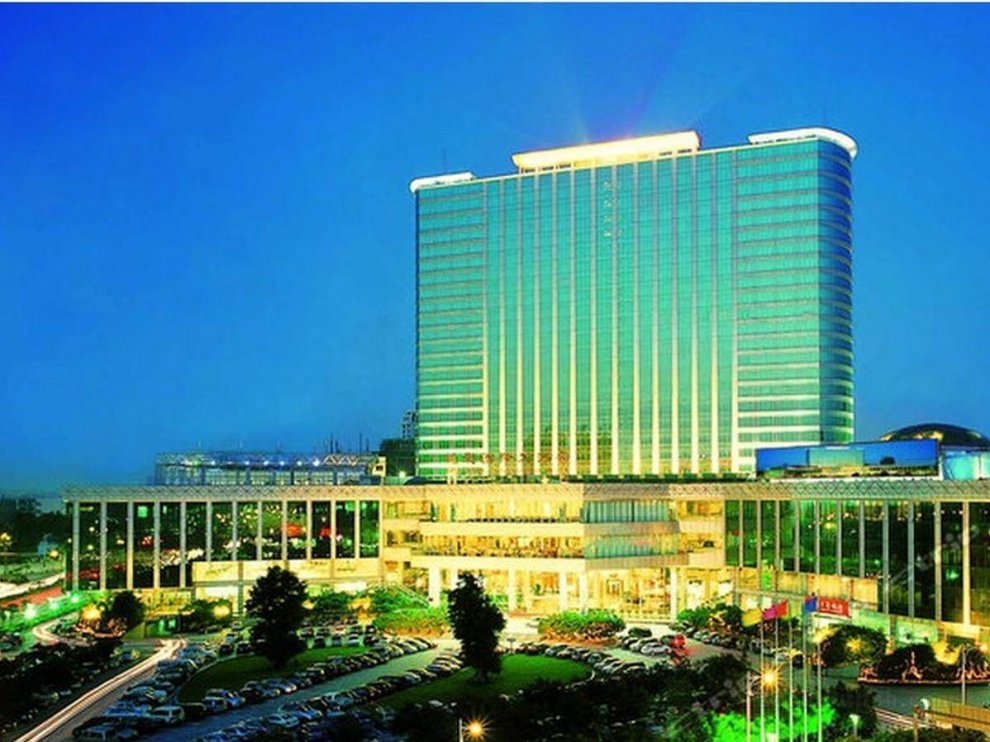 Khách sạn Dongguan LungChuen International