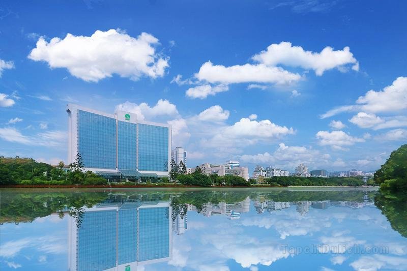 Khách sạn Fuzhou Lakeside