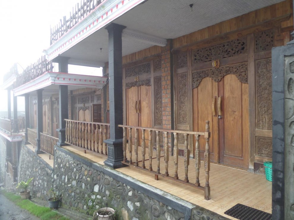 Khách sạn Pondok Wisata Adas