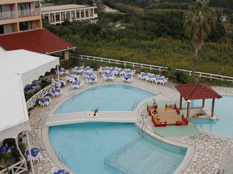 Khách sạn Resort Umibe no Kajuen