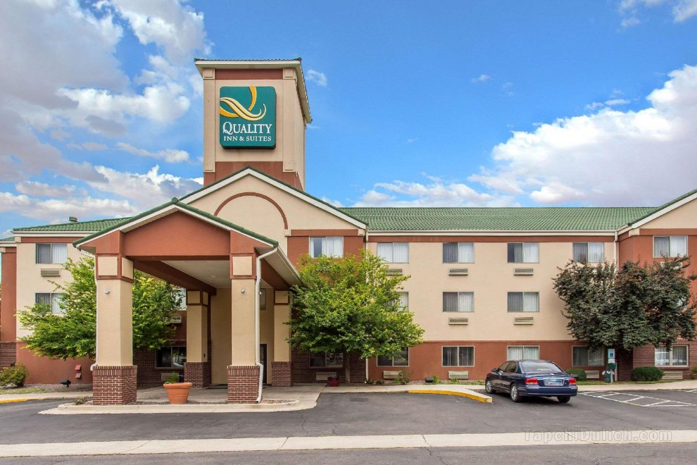Quality Inn & Suites Lakewood - Denver Southwest