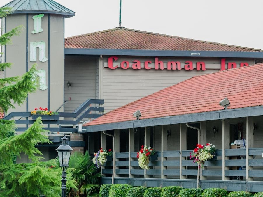 Coachman Inn
