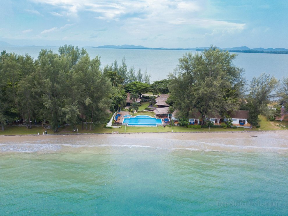 Twin Bay Resort (SHA Extra Plus)