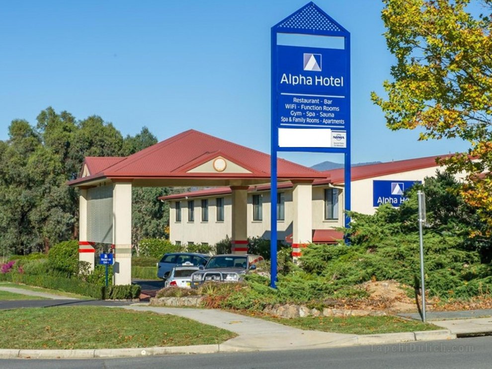 Khách sạn Alpha Canberra