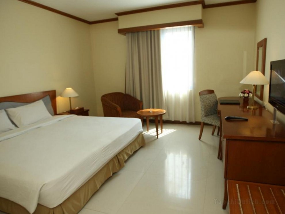 Makassar Golden Hotel