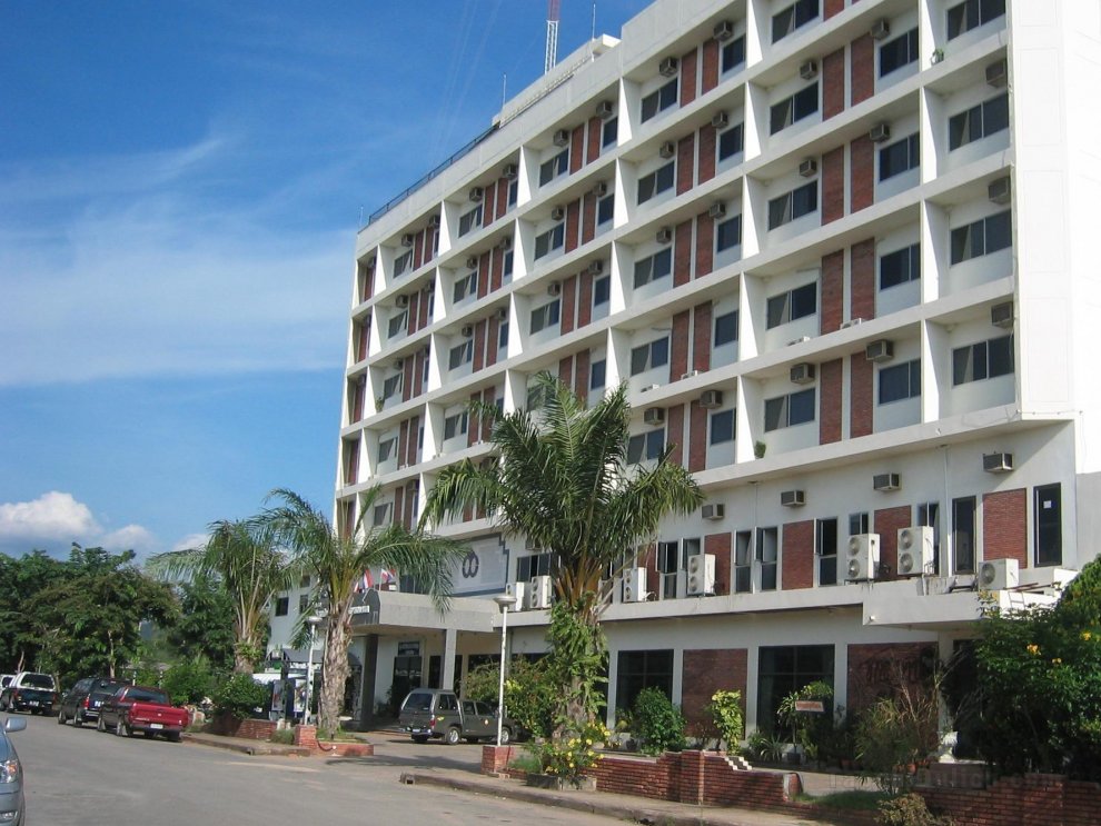 Khách sạn Pinnacle Wangmai Satun