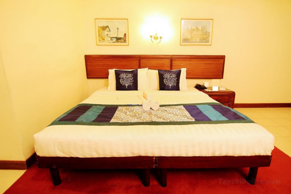 Yuvarani Residency Hotel