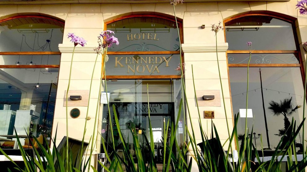 Khách sạn Kennedy Nova