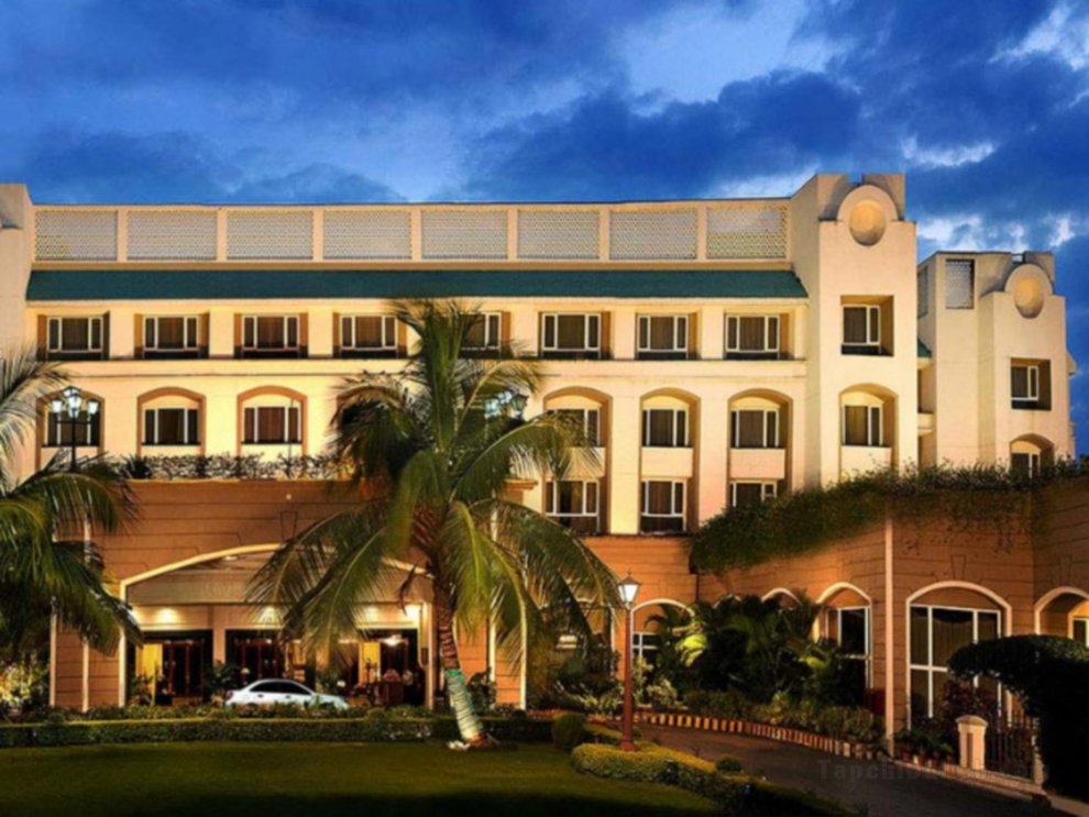 Khách sạn Fortune Landmark Indore