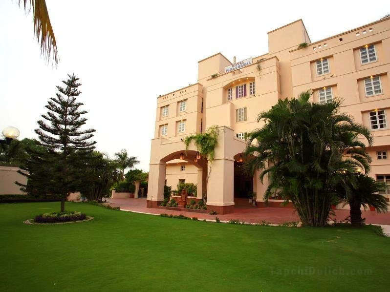 Khách sạn Paras Mahal Pvt Ltd.