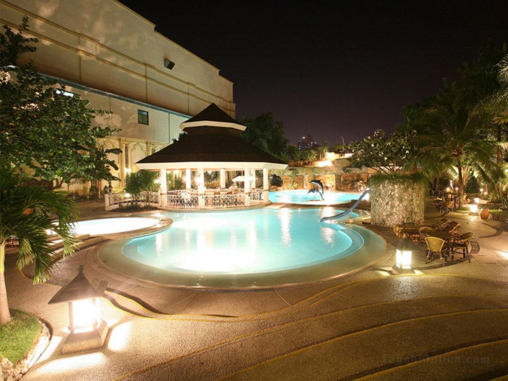 Waterfront Cebu City Hotel and Casino