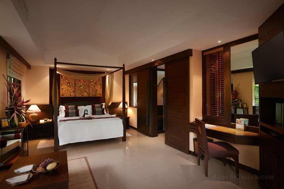 Bo Phut Resort & Spa (SHA Extra Plus)