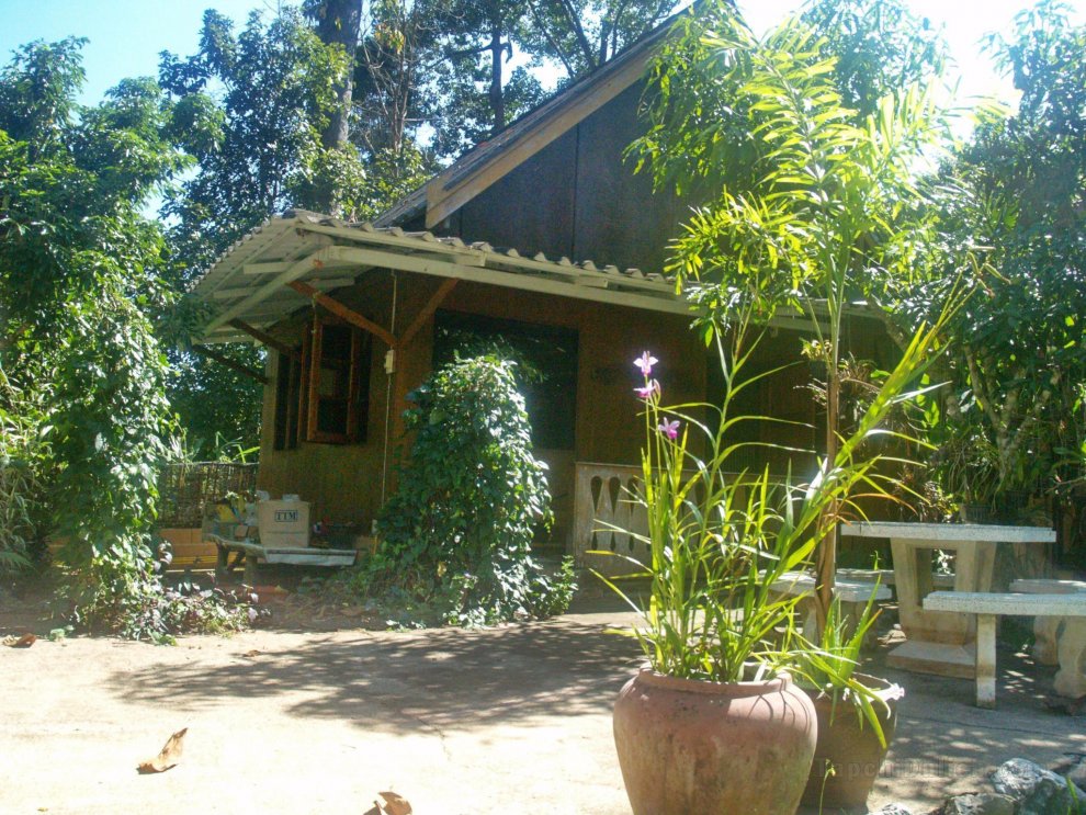Malees Nature Lovers Bungalows