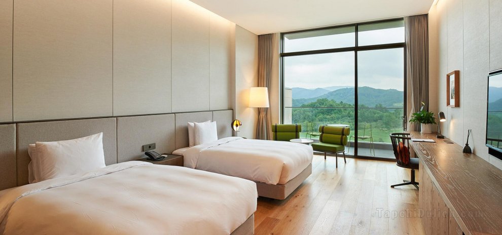 Sagewood Hongcheon Hotel