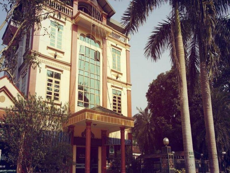 Khách sạn Huong Tra