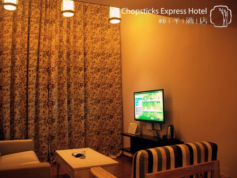 Chopsticks Express Hotel