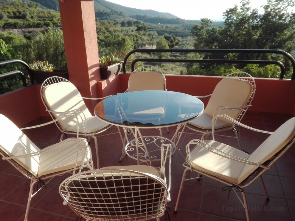 Full rental or by areas Barbecue, Gardens, Large Terraces, Three rooms