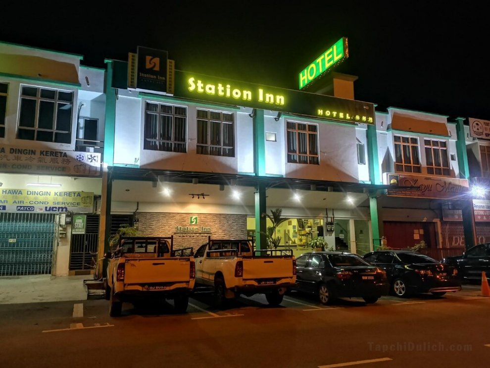 Khách sạn Station Inn