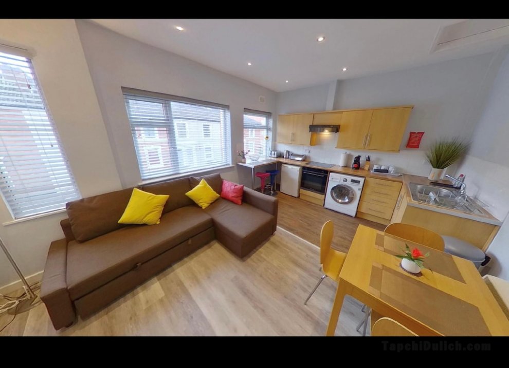 Sunnyside View-1-bed Apartment, Coventry Centre