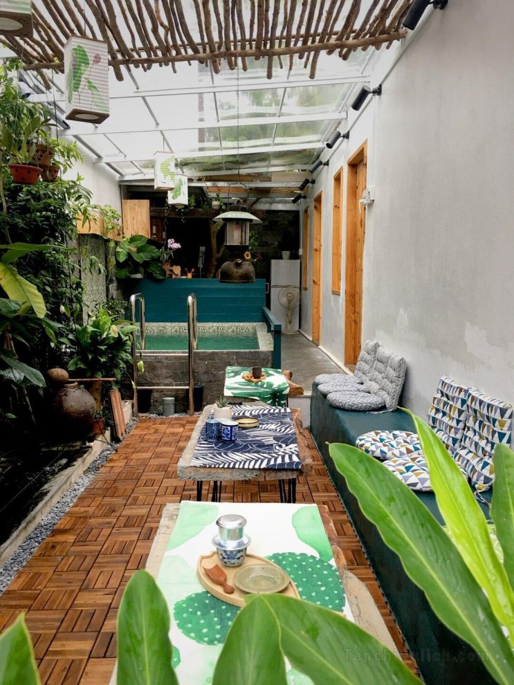 Stylish room with garden and pool (Bana-leaf room)