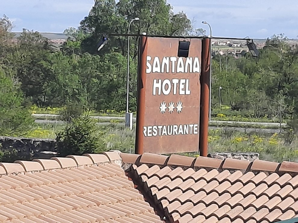 Khách sạn Hospedium Santana Restaurante